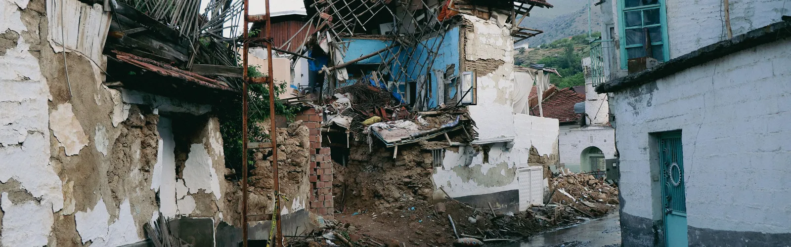 Vivienda con daños estructurales tras episodio catastrófico